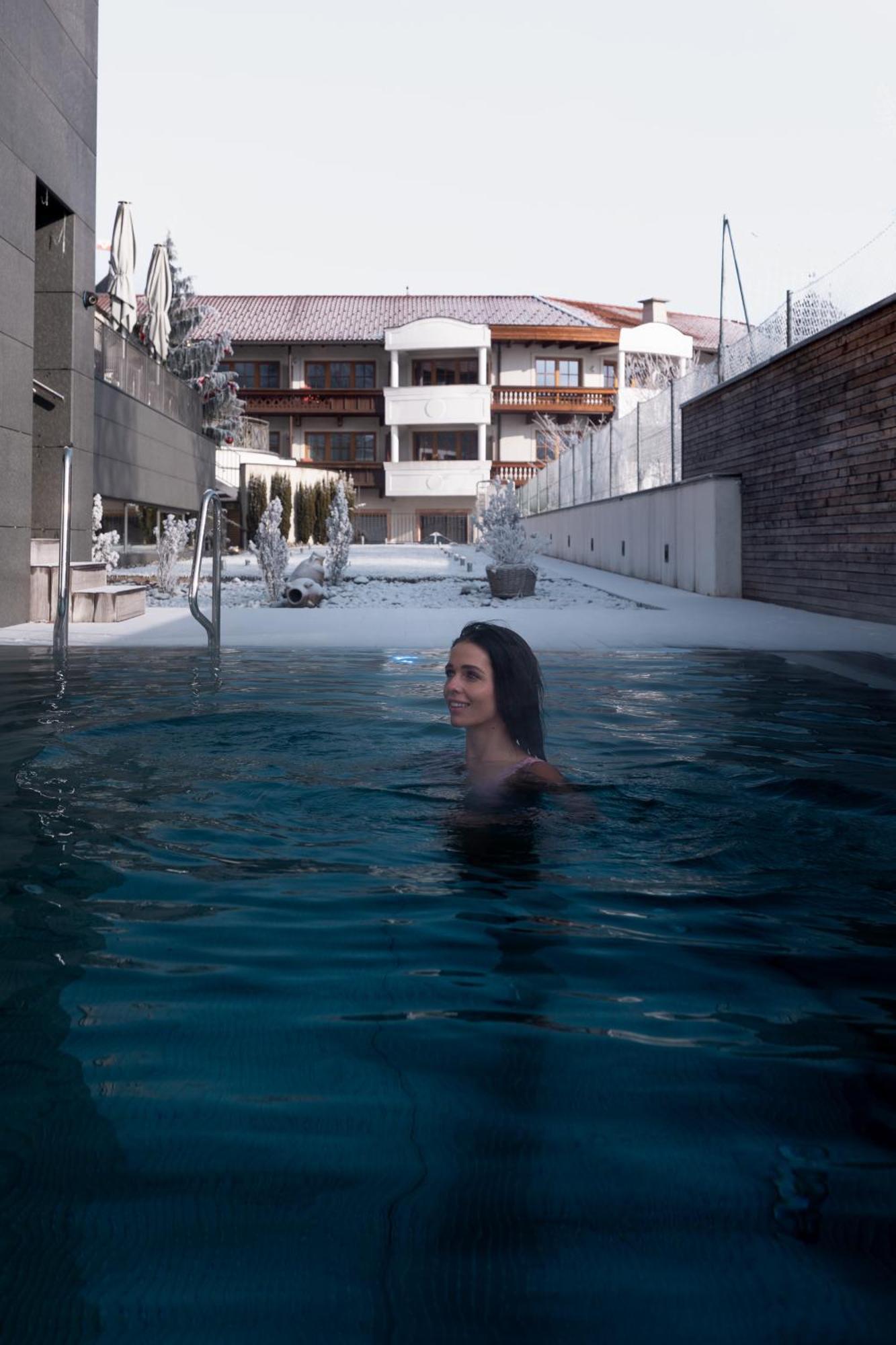 All In Resort Schwarzbrunn シュタンス エクステリア 写真
